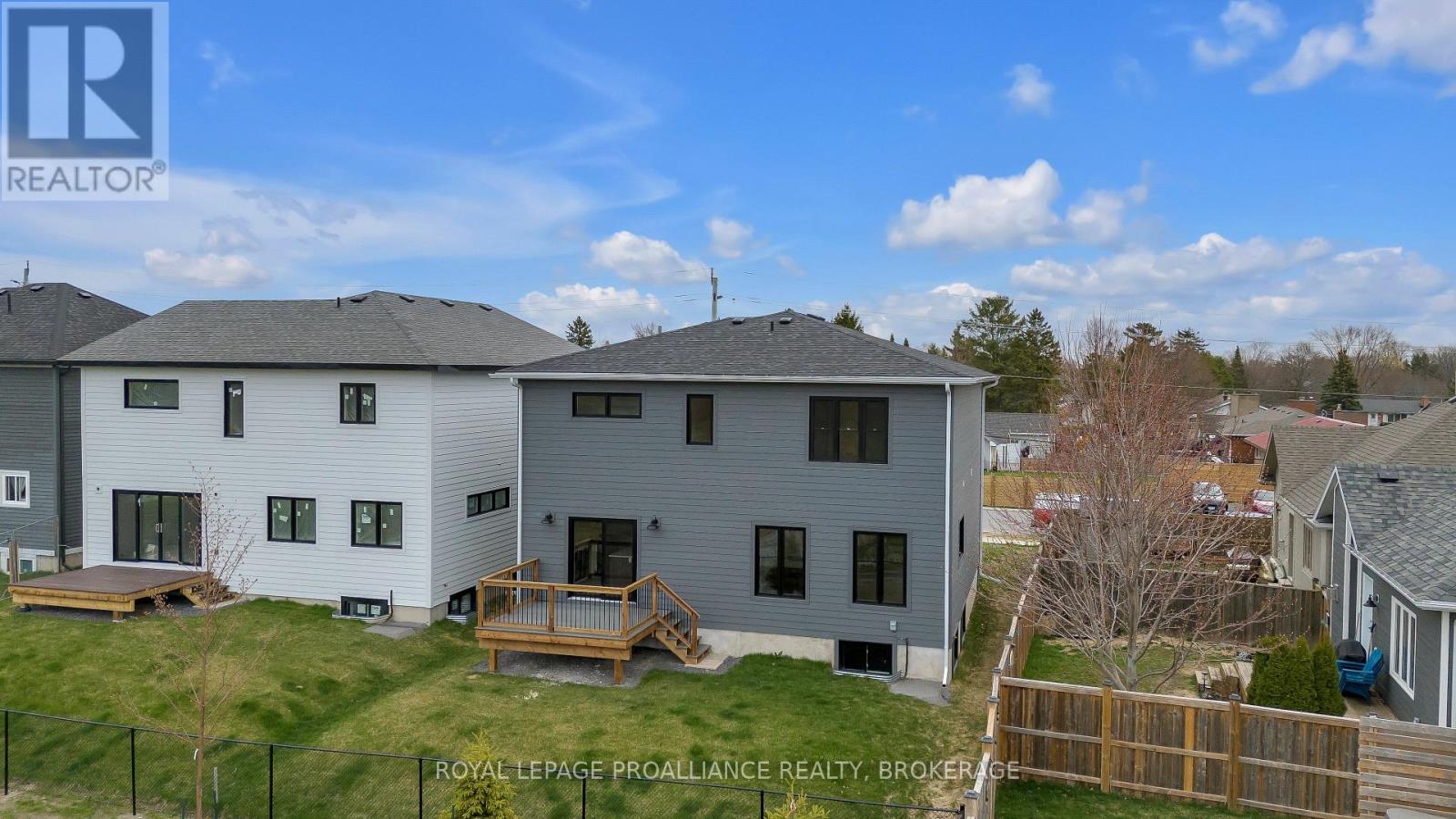 2 Park Crescent, Loyalist, Ontario  K7N 0C2 - Photo 33 - X12373251