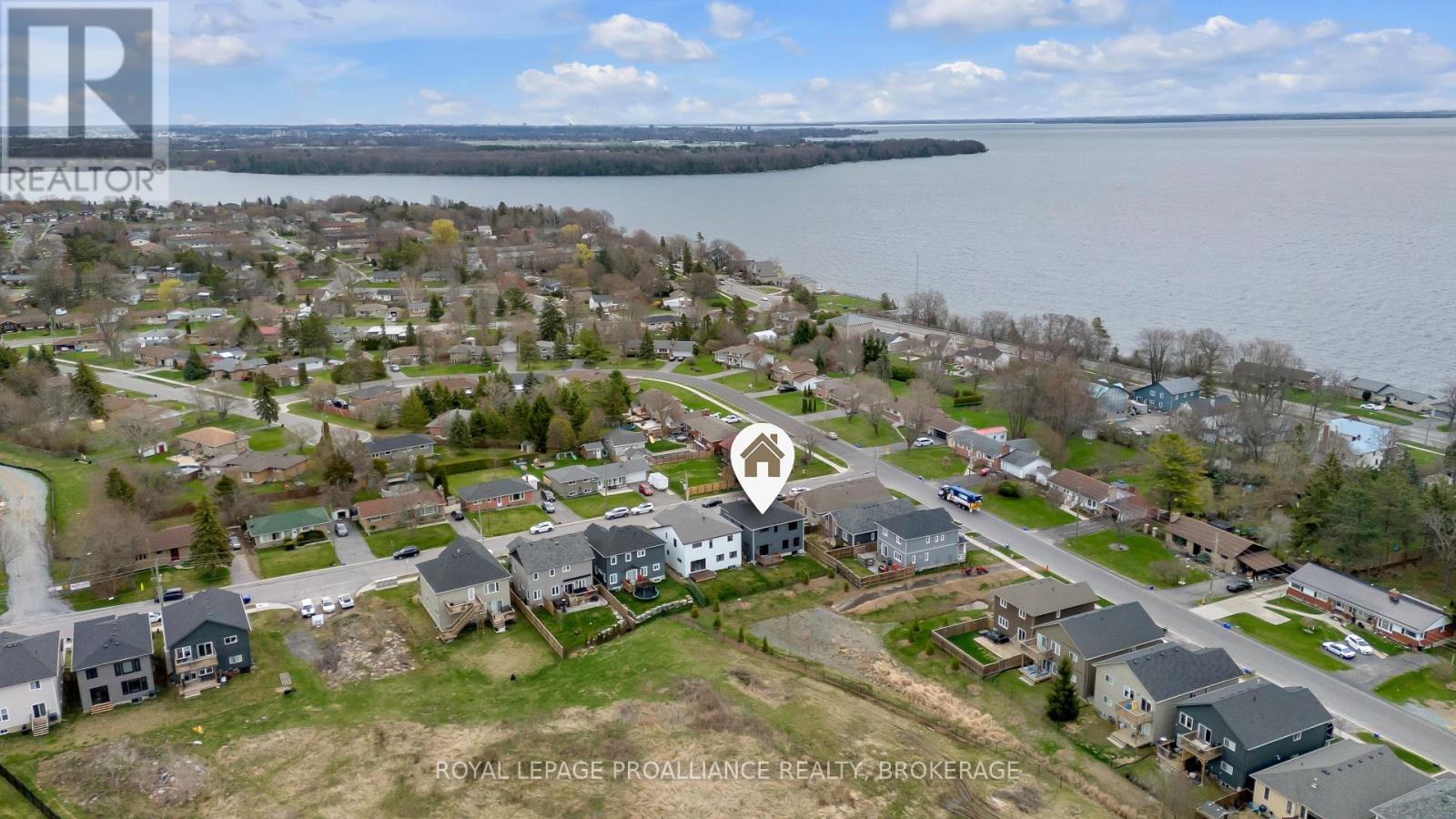 2 Park Crescent, Loyalist, Ontario  K7N 0C2 - Photo 34 - X12373251