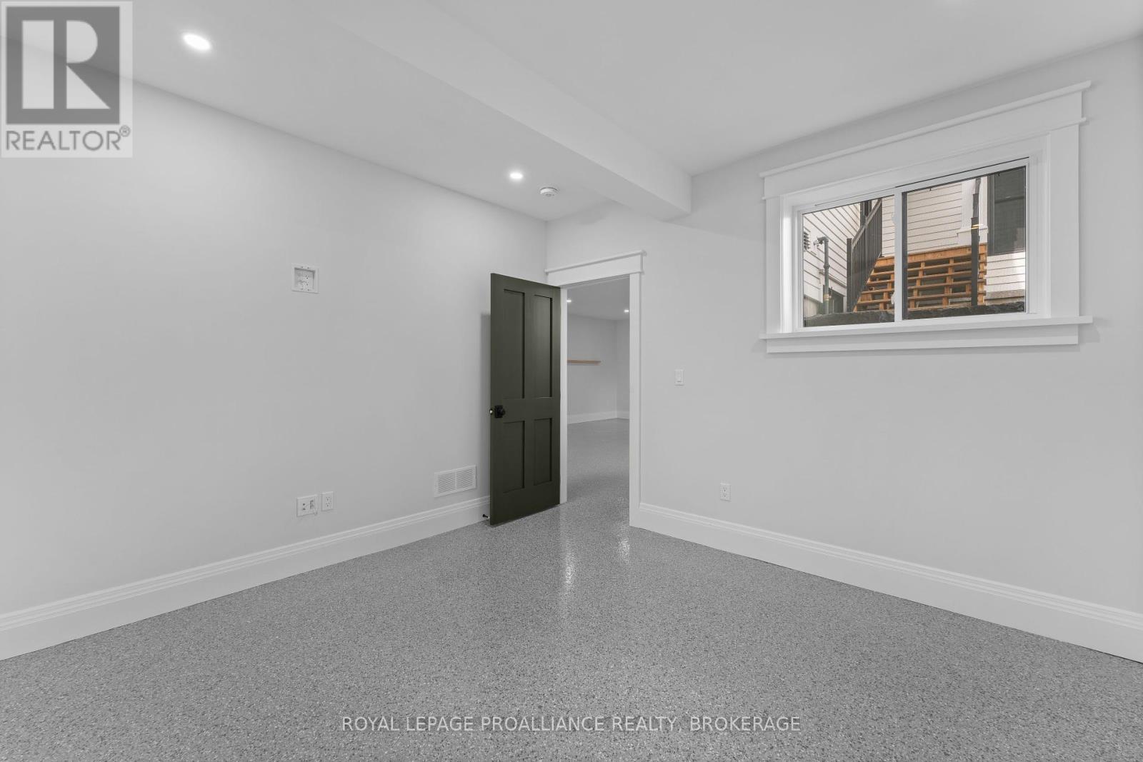 514 Caton Road, Loyalist, Ontario  K0H 1G0 - Photo 40 - X12373258