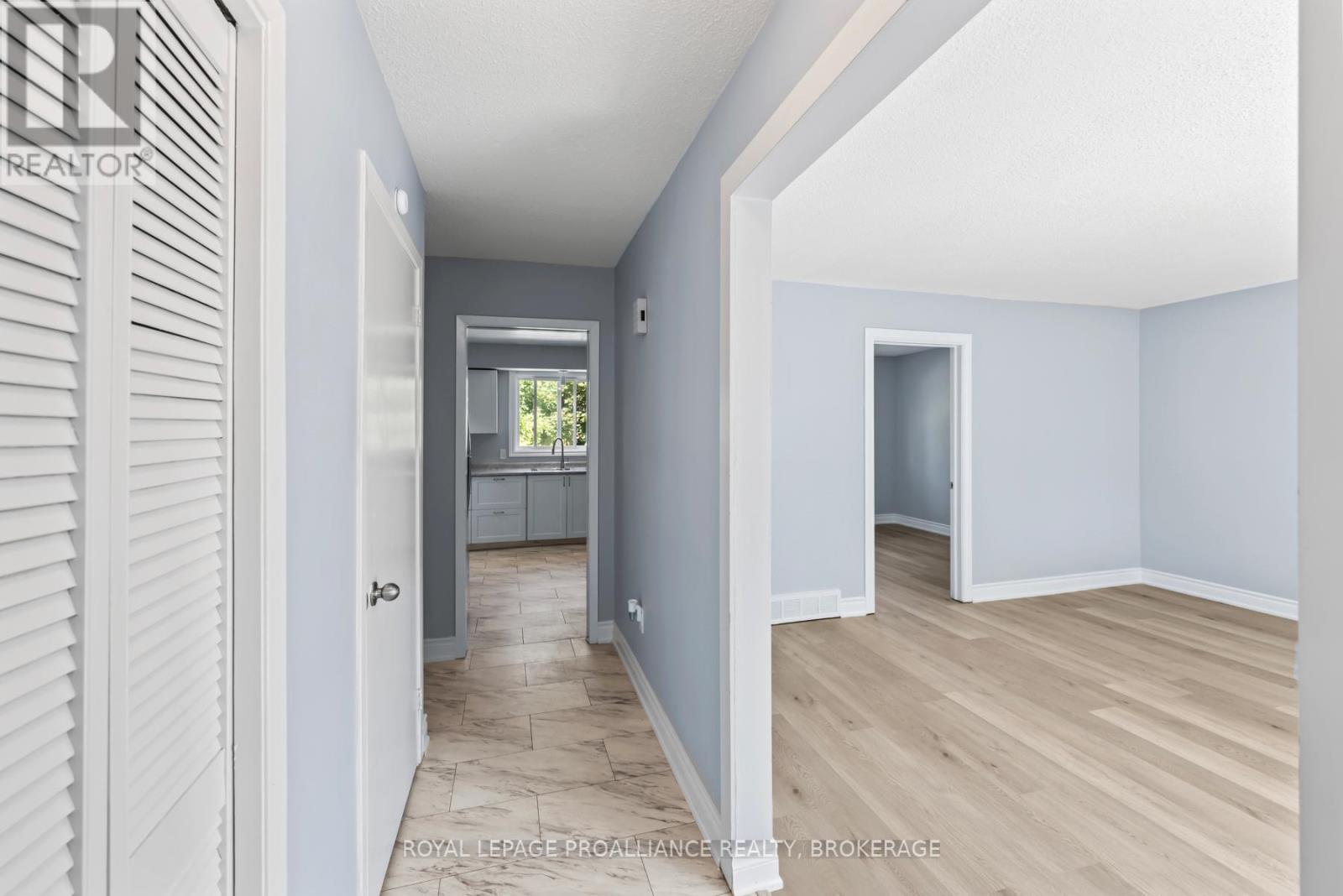 63 Old Oak Road, Kingston, Ontario  K7M 6X2 - Photo 14 - X12373295