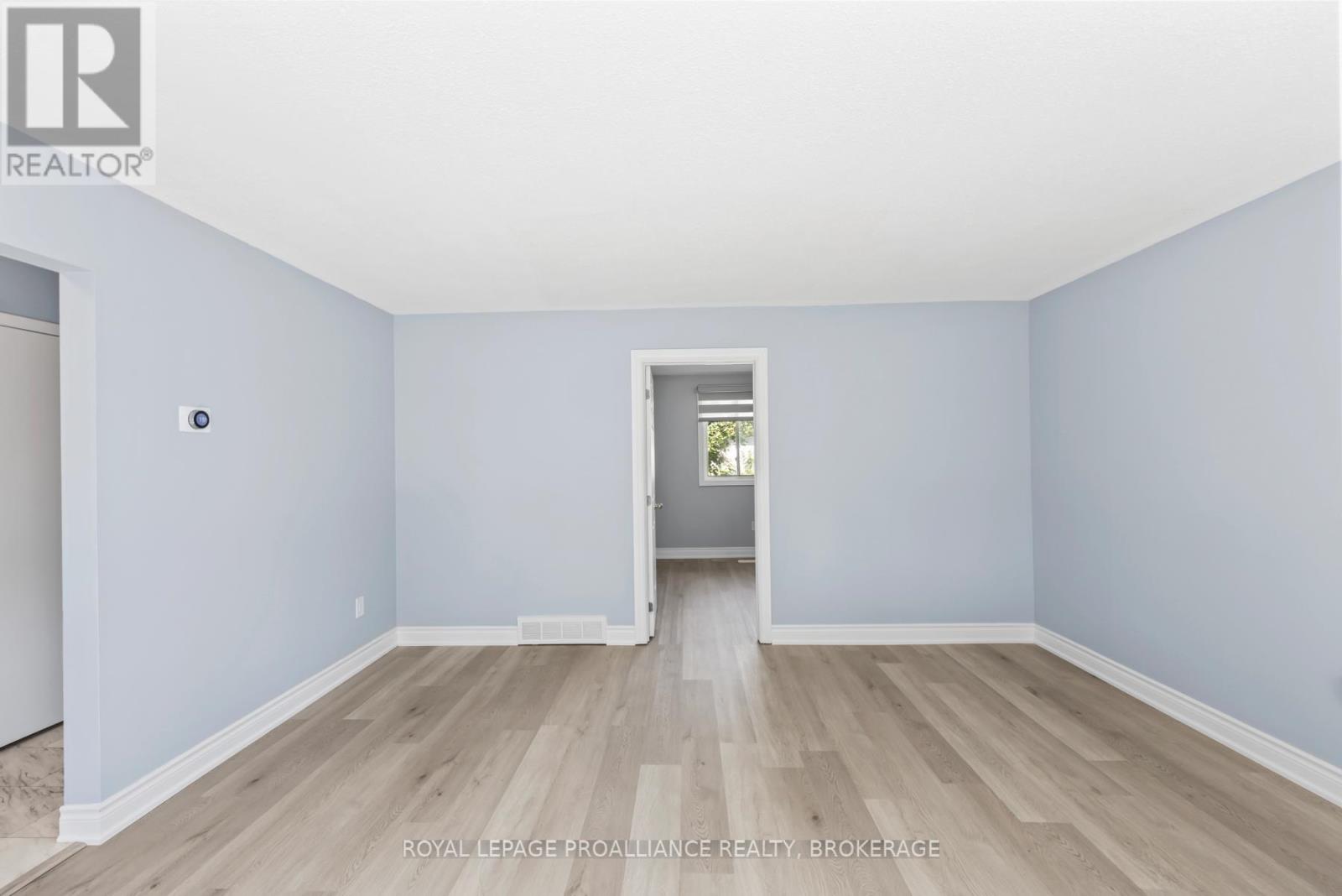 63 Old Oak Road, Kingston, Ontario  K7M 6X2 - Photo 18 - X12373295