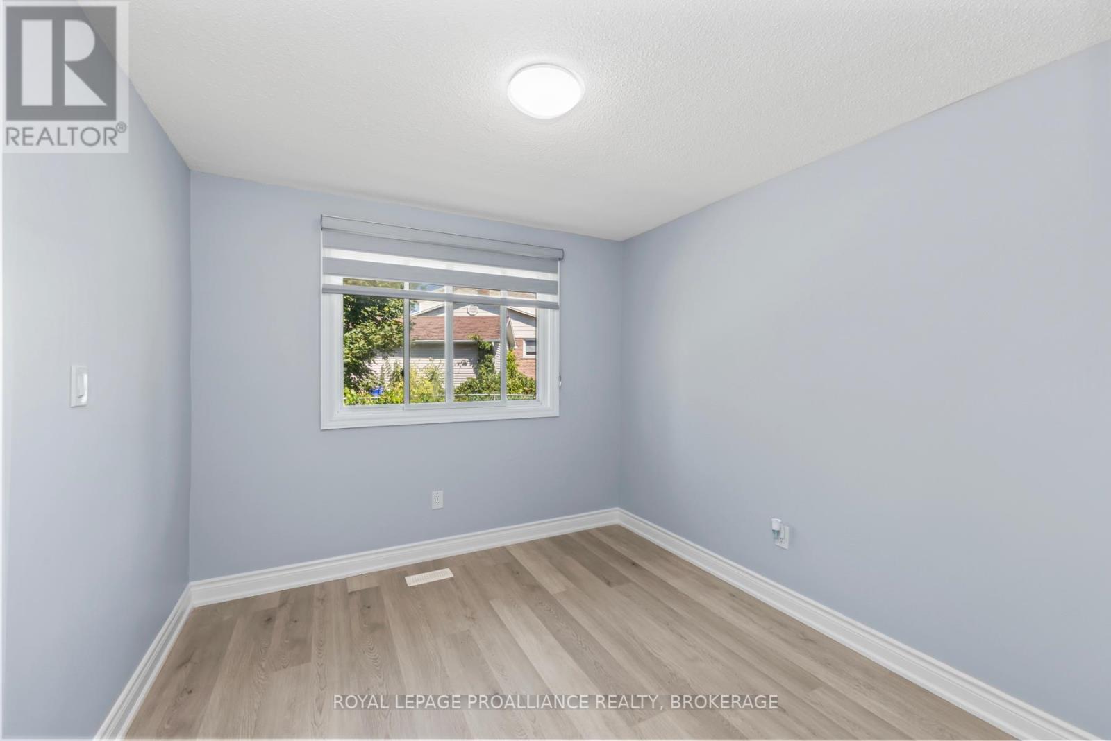 63 Old Oak Road, Kingston, Ontario  K7M 6X2 - Photo 19 - X12373295