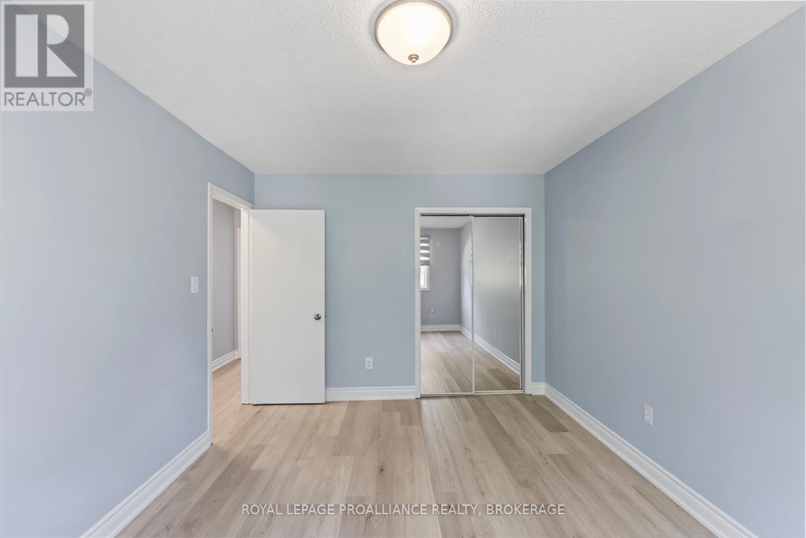 63 Old Oak Road, Kingston, Ontario  K7M 6X2 - Photo 31 - X12373295