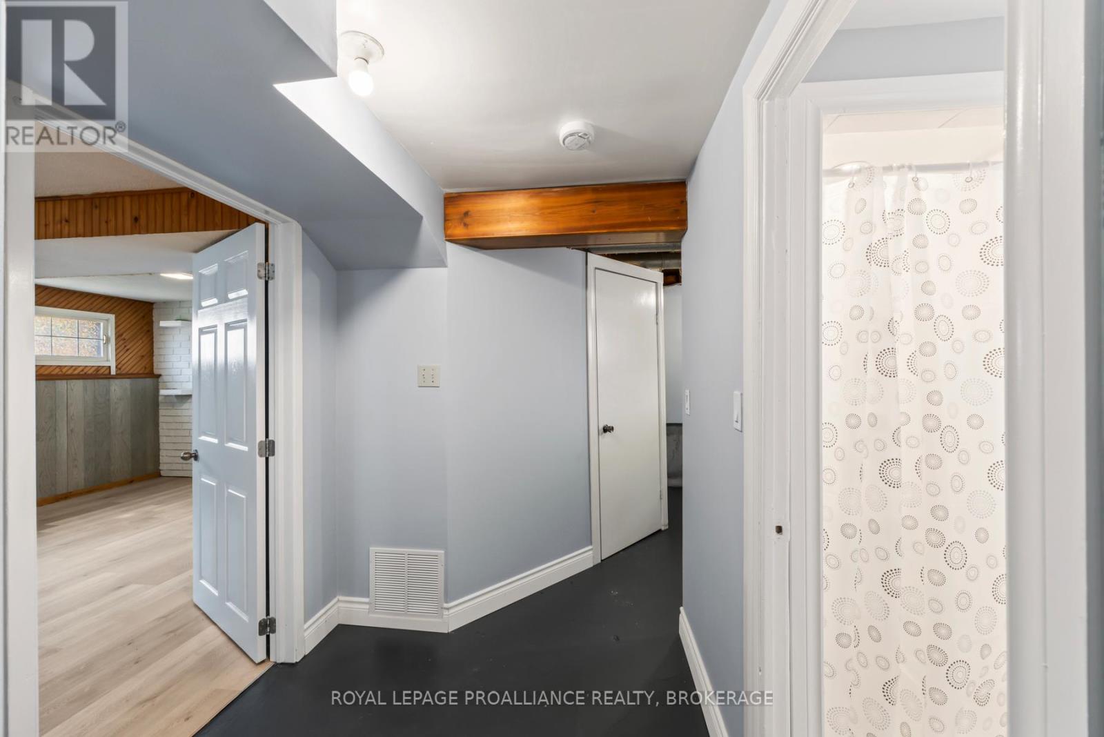 63 Old Oak Road, Kingston, Ontario  K7M 6X2 - Photo 41 - X12373295