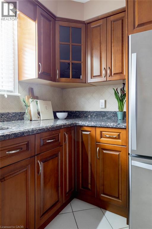 8 Colgate Court, Hamilton, Ontario  L9C 6Z6 - Photo 11 - 40752464