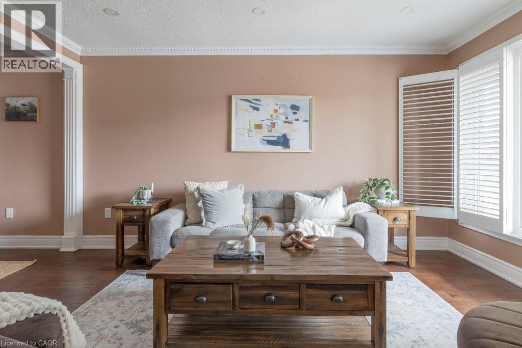 8 Colgate Court, Hamilton, Ontario  L9C 6Z6 - Photo 5 - 40752464