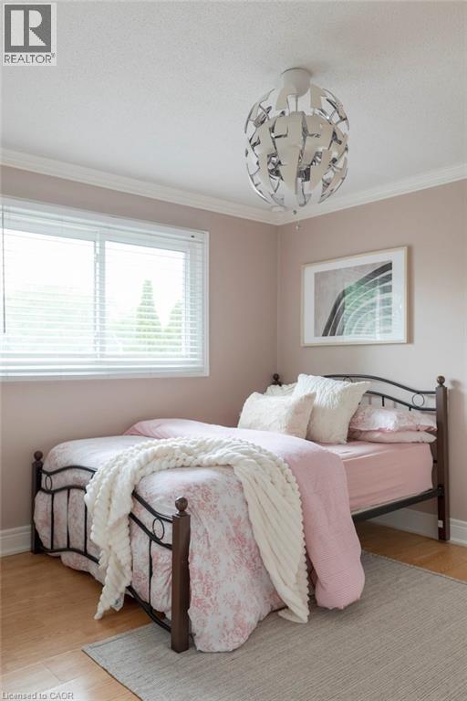 8 Colgate Court, Hamilton, Ontario  L9C 6Z6 - Photo 18 - 40752464