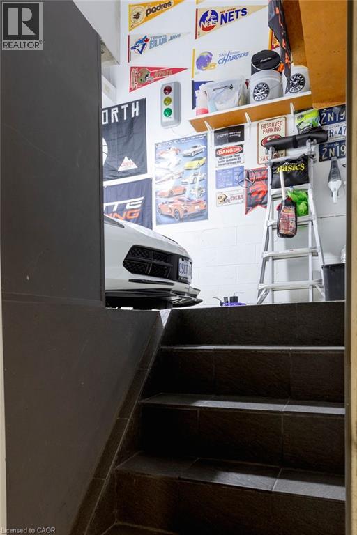 8 Colgate Court, Hamilton, Ontario  L9C 6Z6 - Photo 35 - 40752464