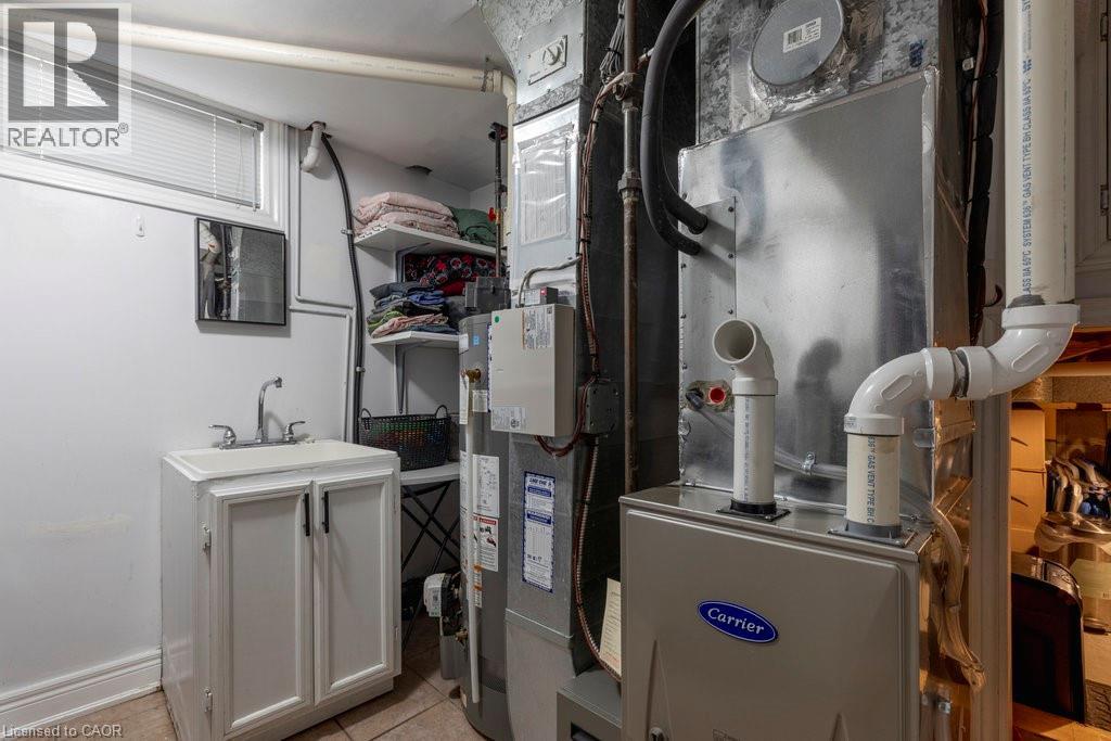 8 Colgate Court, Hamilton, Ontario  L9C 6Z6 - Photo 37 - 40752464