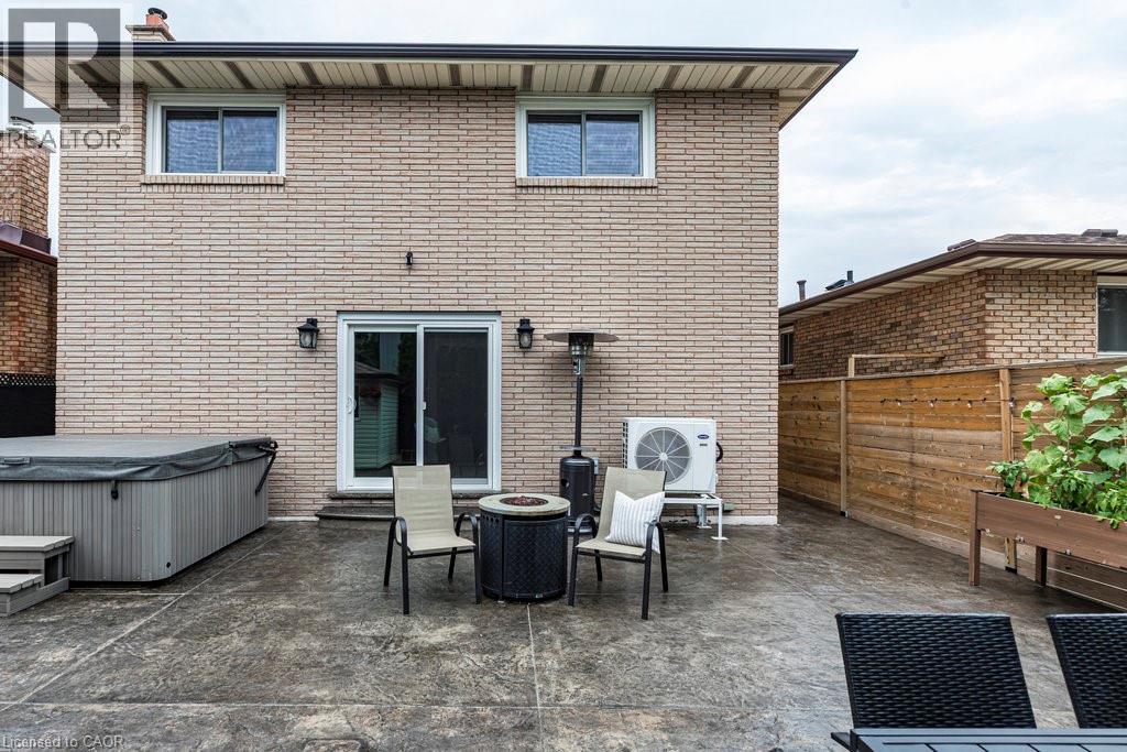 8 Colgate Court, Hamilton, Ontario  L9C 6Z6 - Photo 47 - 40752464