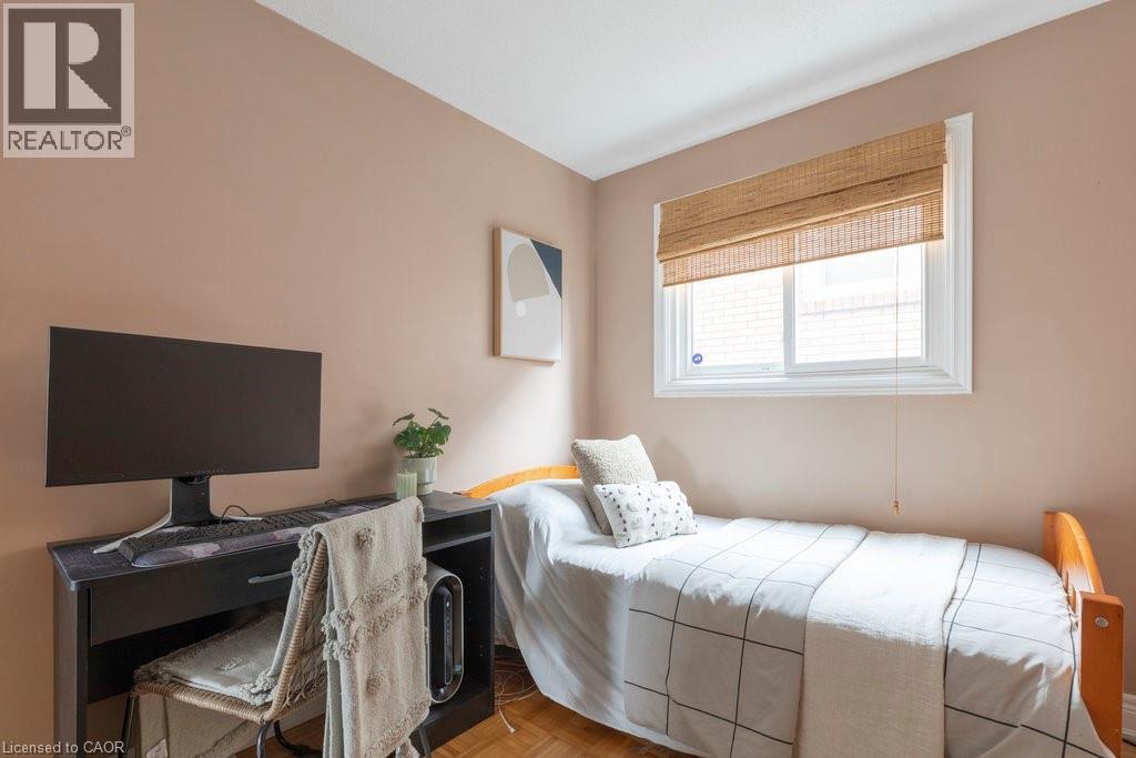 8 Colgate Court, Hamilton, Ontario  L9C 6Z6 - Photo 31 - 40752464