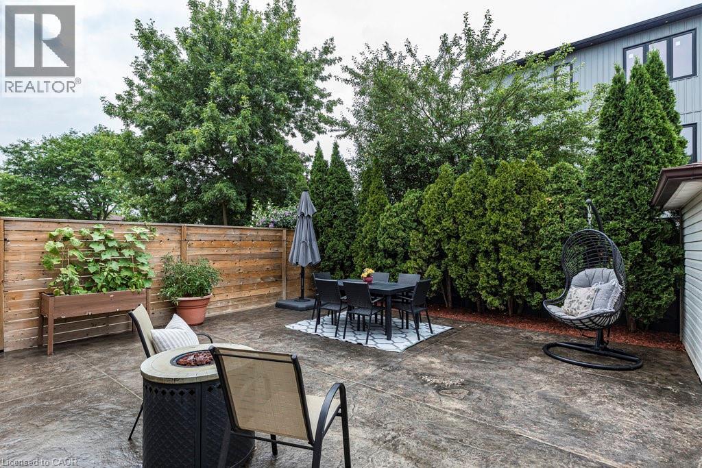 8 Colgate Court, Hamilton, Ontario  L9C 6Z6 - Photo 42 - 40752464