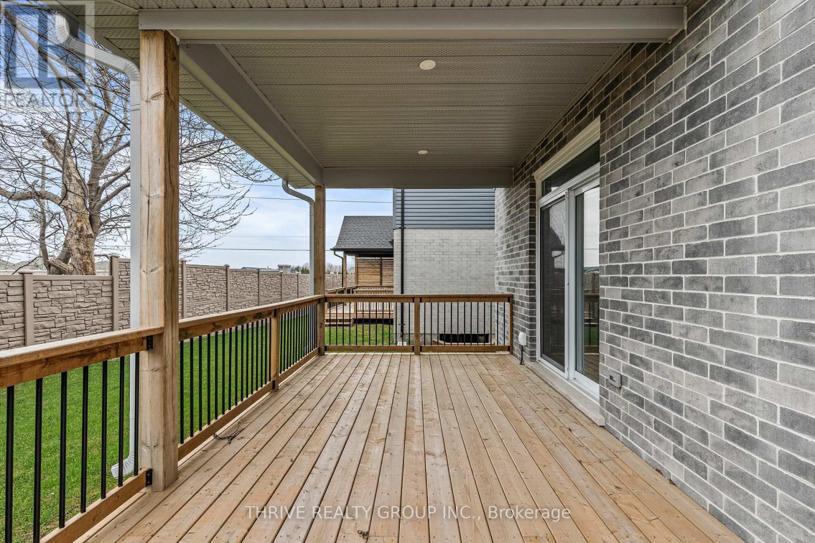 3 - 1061 Eagletrace Drive, London North, Ontario  N6G 0T3 - Photo 46 - X12373264