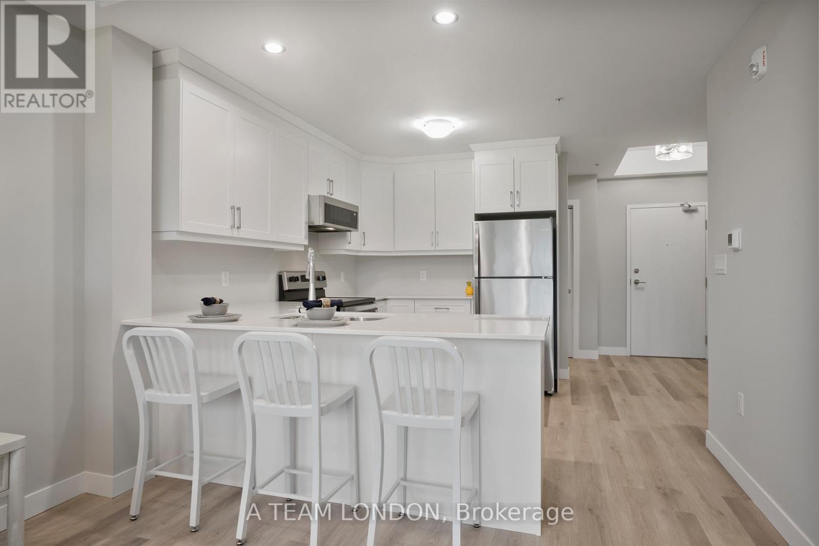 306 - 100 The Promenade, Central Elgin, Ontario  N5L 1C5 - Photo 6 - X12373301