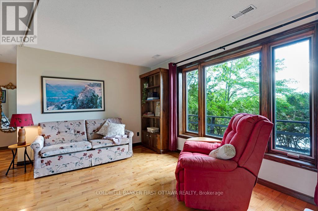 1031 Shanny Bear Lane, Frontenac, Ontario  K0H 2L0 - Photo 24 - X12373259