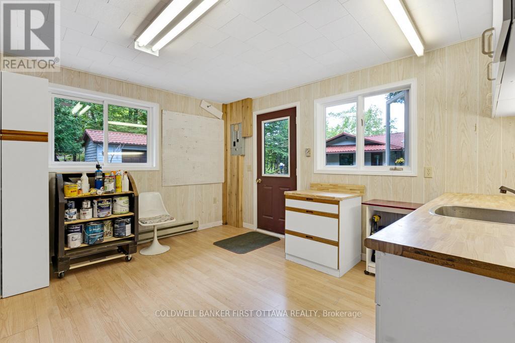 1031 Shanny Bear Lane, Frontenac, Ontario  K0H 2L0 - Photo 30 - X12373259