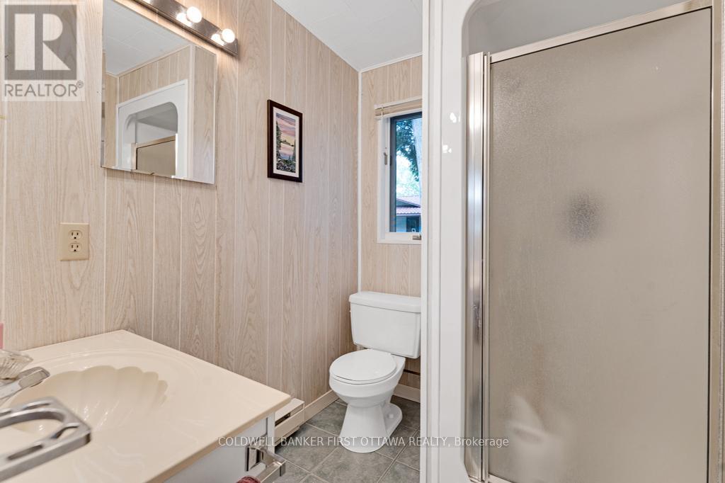 1031 Shanny Bear Lane, Frontenac, Ontario  K0H 2L0 - Photo 33 - X12373259