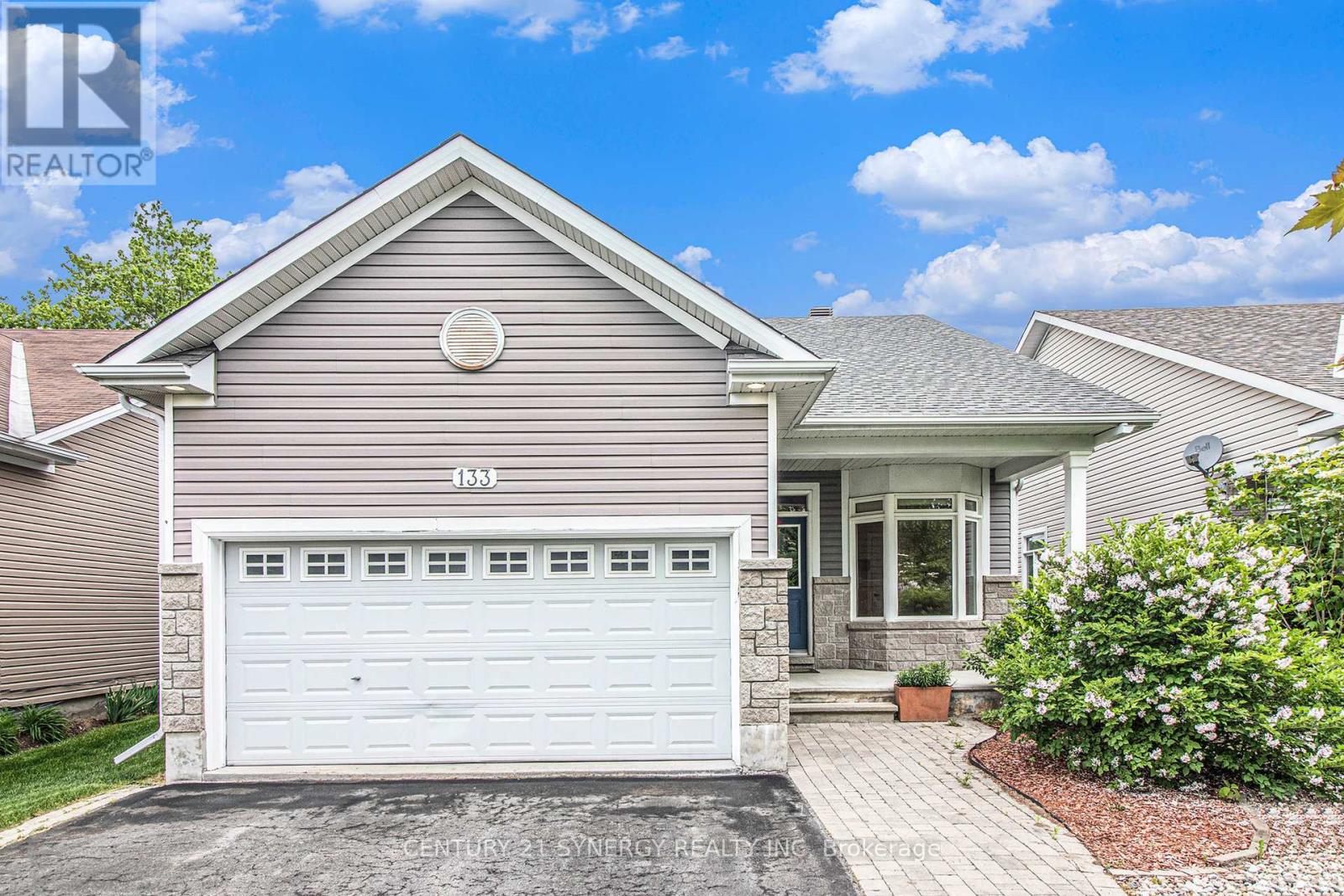133 Royal Landing Gate, North Grenville, Ontario  K0G 1J0 - Photo 2 - X12373277