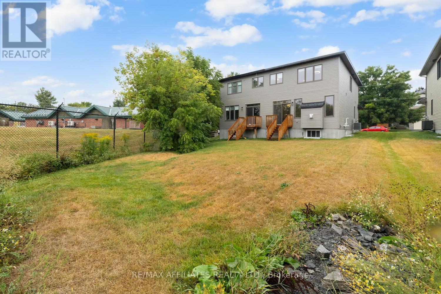 139 Salisbury Street, Ottawa, Ontario  K0A 1L0 - Photo 41 - X12373281