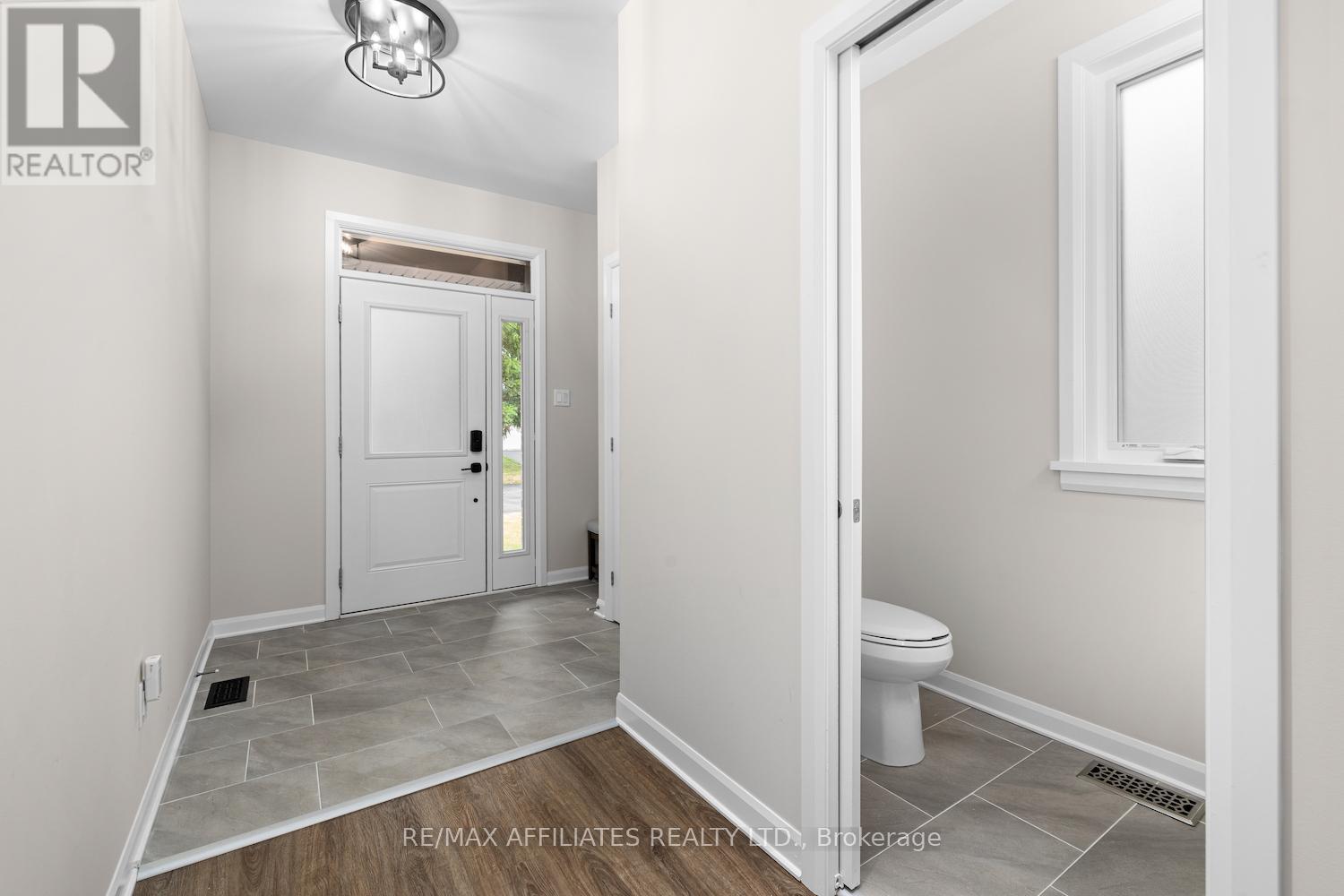 139 Salisbury Street, Ottawa, Ontario  K0A 1L0 - Photo 5 - X12373281