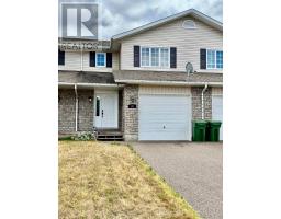 25 Winston Avenue, Petawawa, Ca