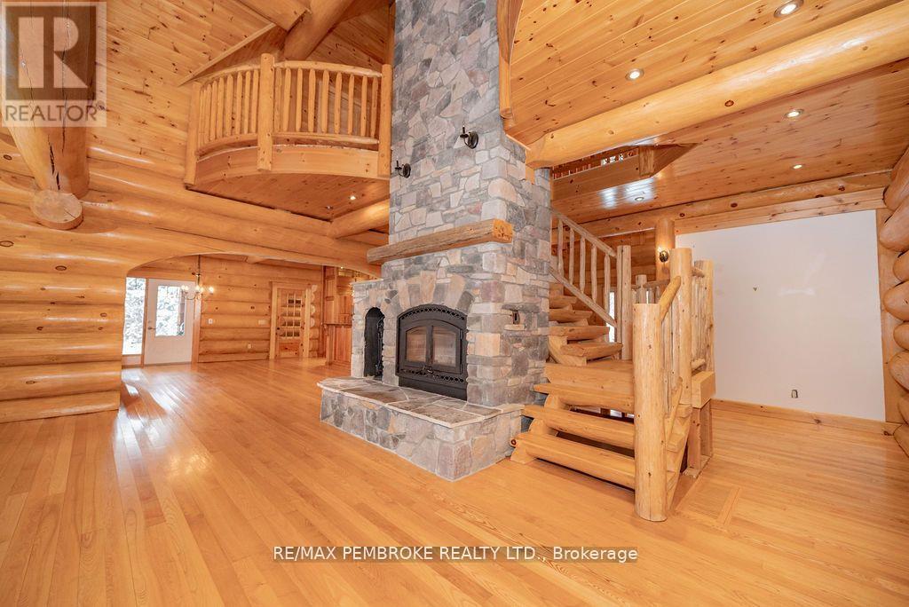 2467 Darling Road, Lanark Highlands, Ontario  K0A 1P0 - Photo 14 - X12373284