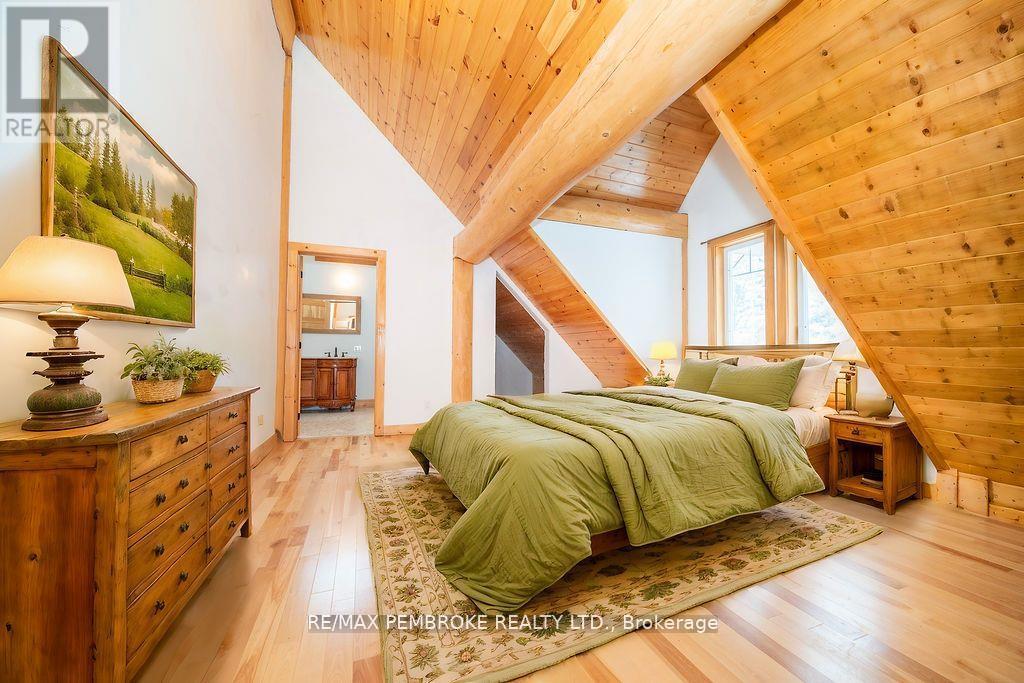 2467 Darling Road, Lanark Highlands, Ontario  K0A 1P0 - Photo 37 - X12373284