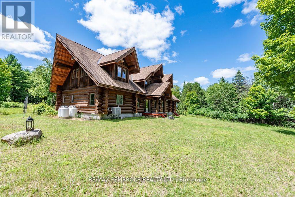 2467 Darling Road, Lanark Highlands, Ontario  K0A 1P0 - Photo 43 - X12373284