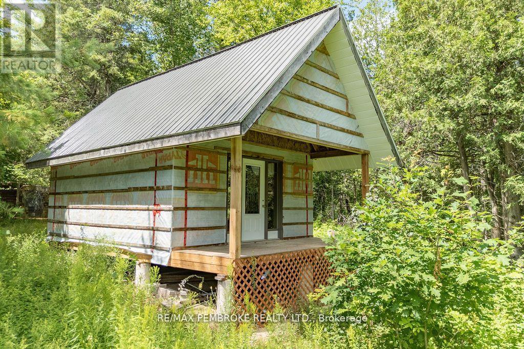 2467 Darling Road, Lanark Highlands, Ontario  K0A 1P0 - Photo 47 - X12373284