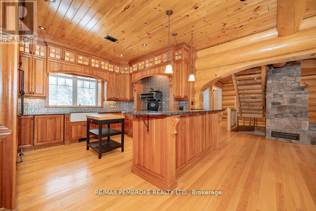 2467 Darling Road, Lanark Highlands, Ontario  K0A 1P0 - Photo 5 - X12373284