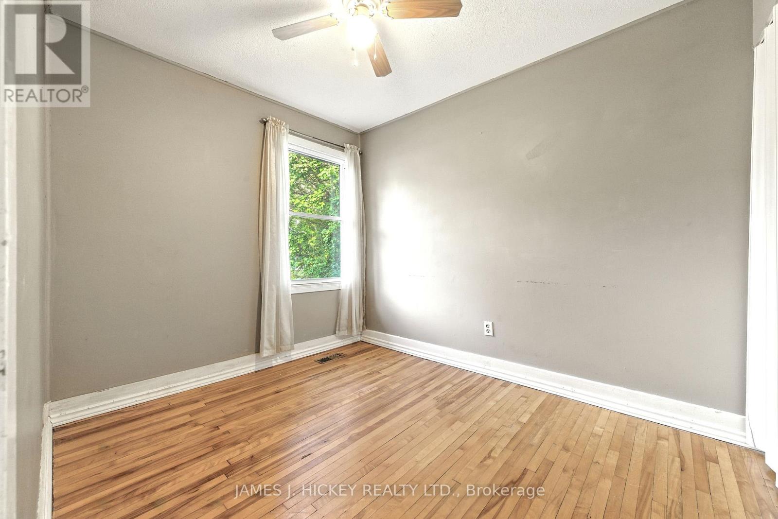29 Glendale Avenue, Deep River, Ontario  K0J 1P0 - Photo 15 - X12373292