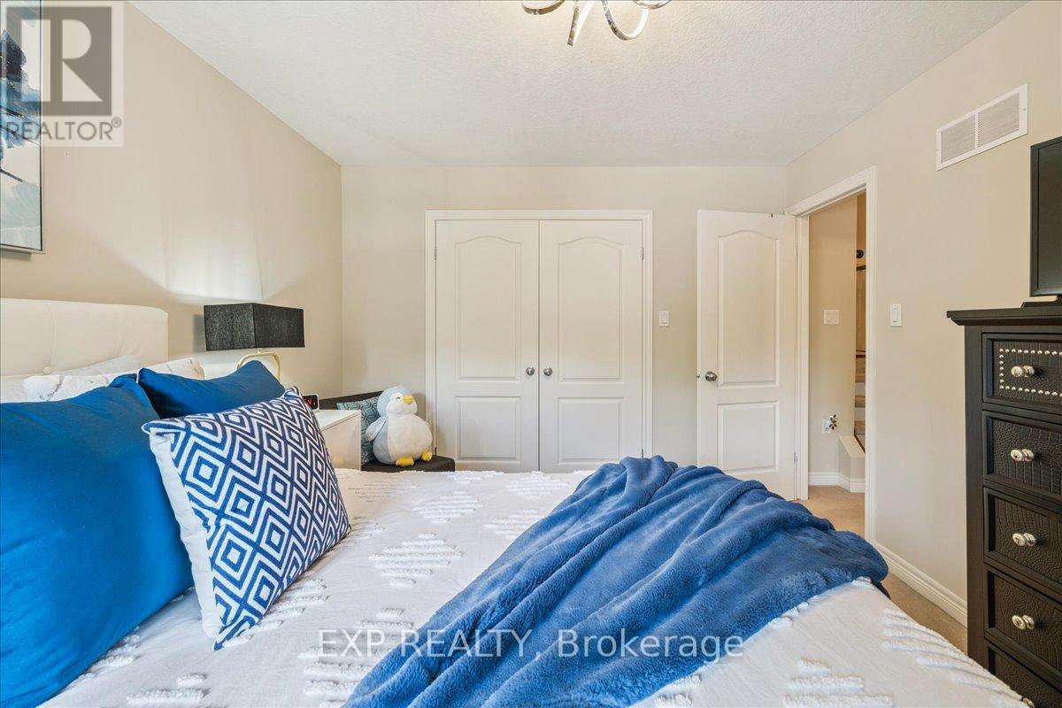 108 Myers Lane, Hamilton, Ontario  L9G 0A5 - Photo 27 - X12373269