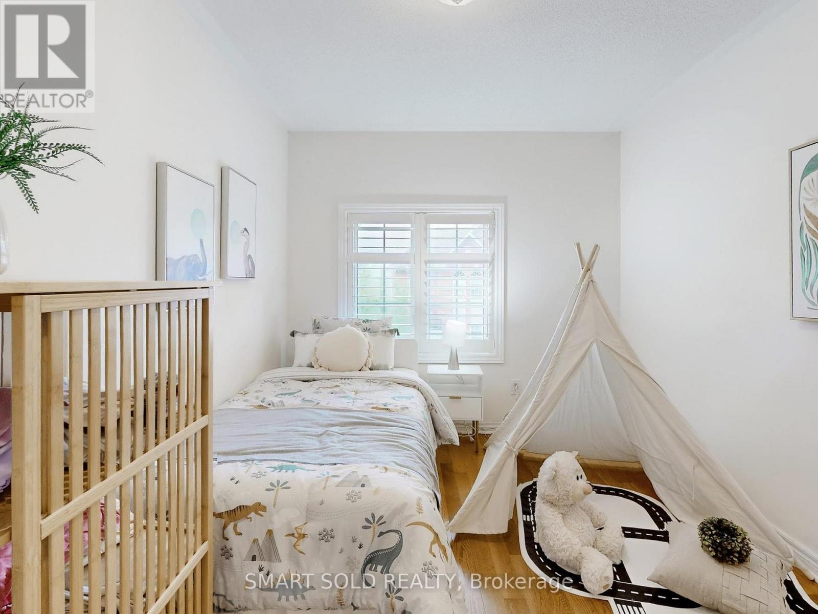 26 - 230 Paisley Boulevard W, Mississauga, Ontario  L5B 0C5 - Photo 24 - W12373242