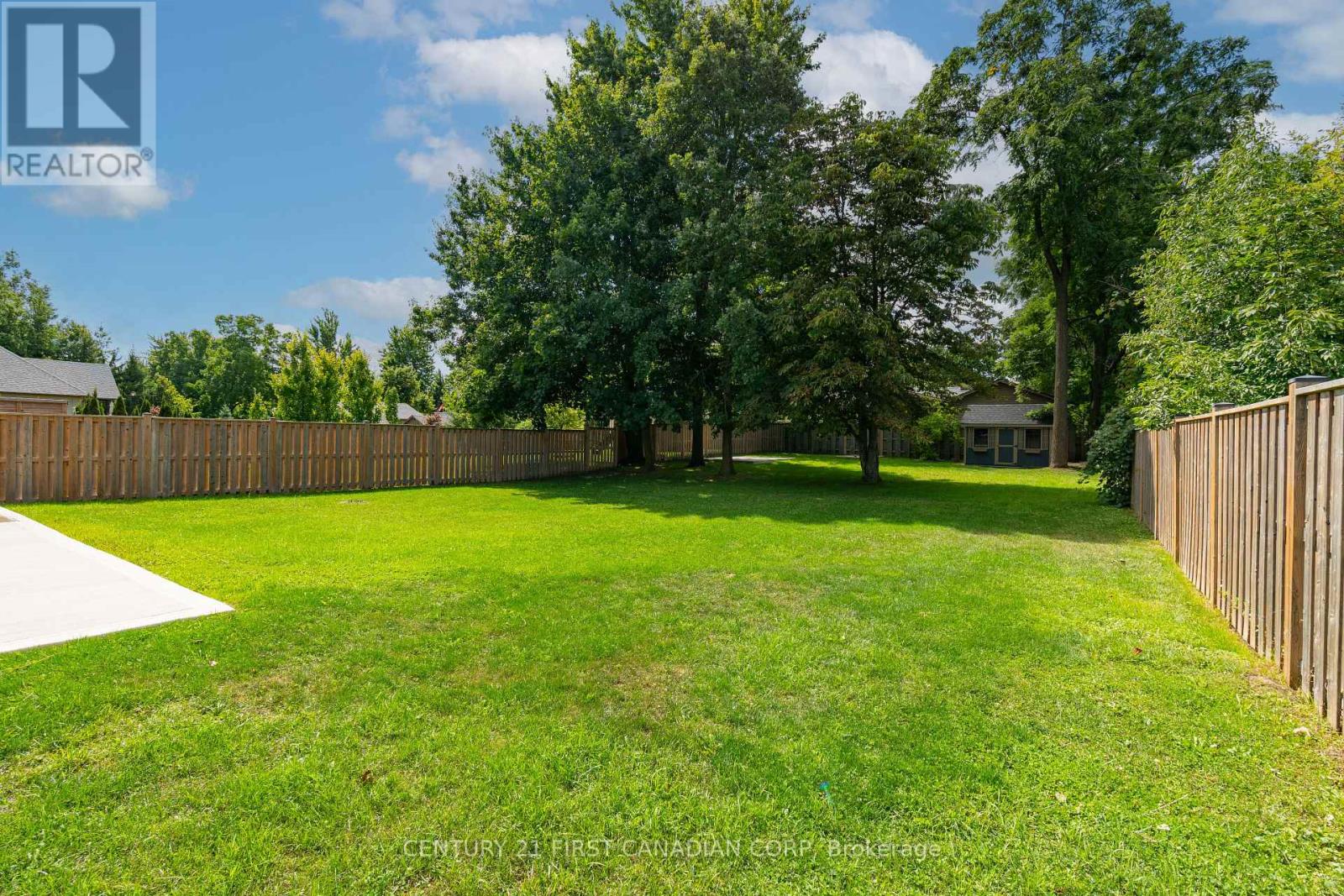 245 Walnut Street, Lucan Biddulph, Ontario  N0M 2J0 - Photo 14 - X12273745