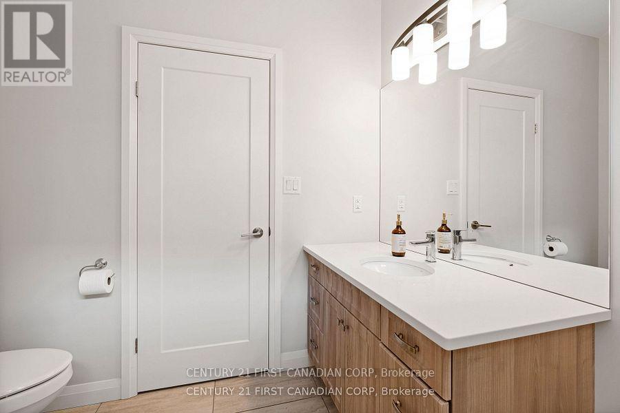 245 Walnut Street, Lucan Biddulph, Ontario  N0M 2J0 - Photo 33 - X12273745