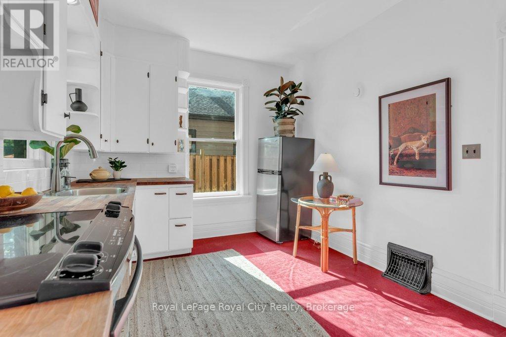 45 Toronto Street, Guelph, Ontario  N1E 3E3 - Photo 17 - X12373293