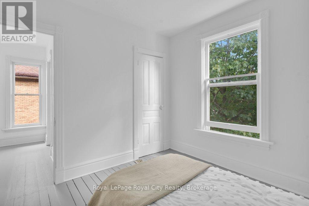 45 Toronto Street, Guelph, Ontario  N1E 3E3 - Photo 22 - X12373293