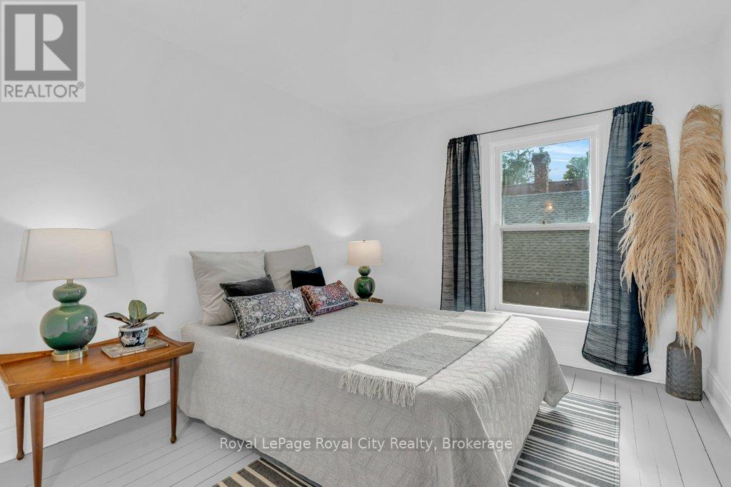 45 Toronto Street, Guelph, Ontario  N1E 3E3 - Photo 23 - X12373293