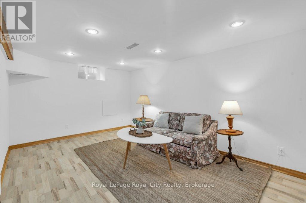 45 Toronto Street, Guelph, Ontario  N1E 3E3 - Photo 33 - X12373293