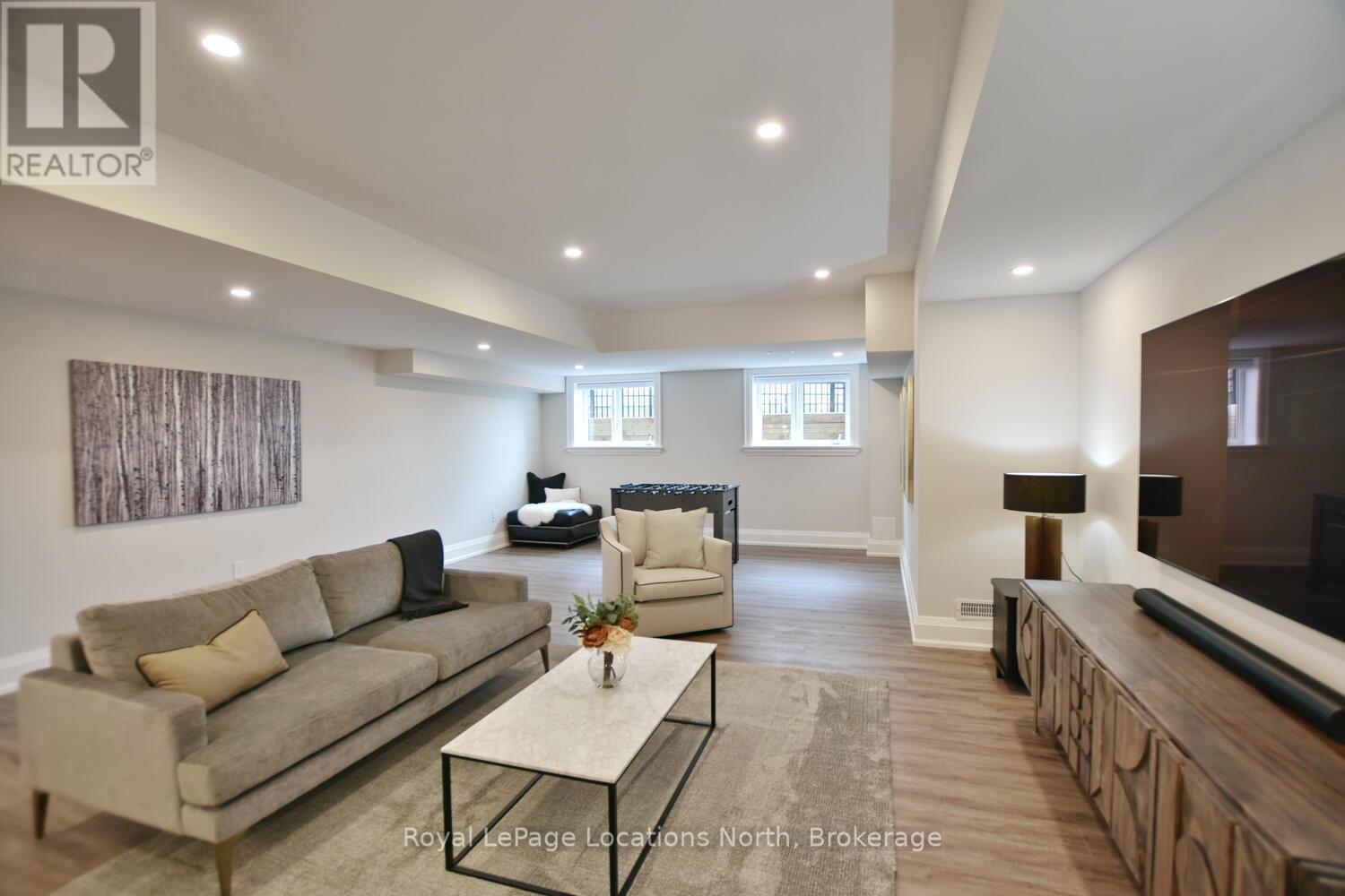 166 Springside Crescent, Blue Mountains, Ontario  L9Y 5L3 - Photo 33 - X12373299