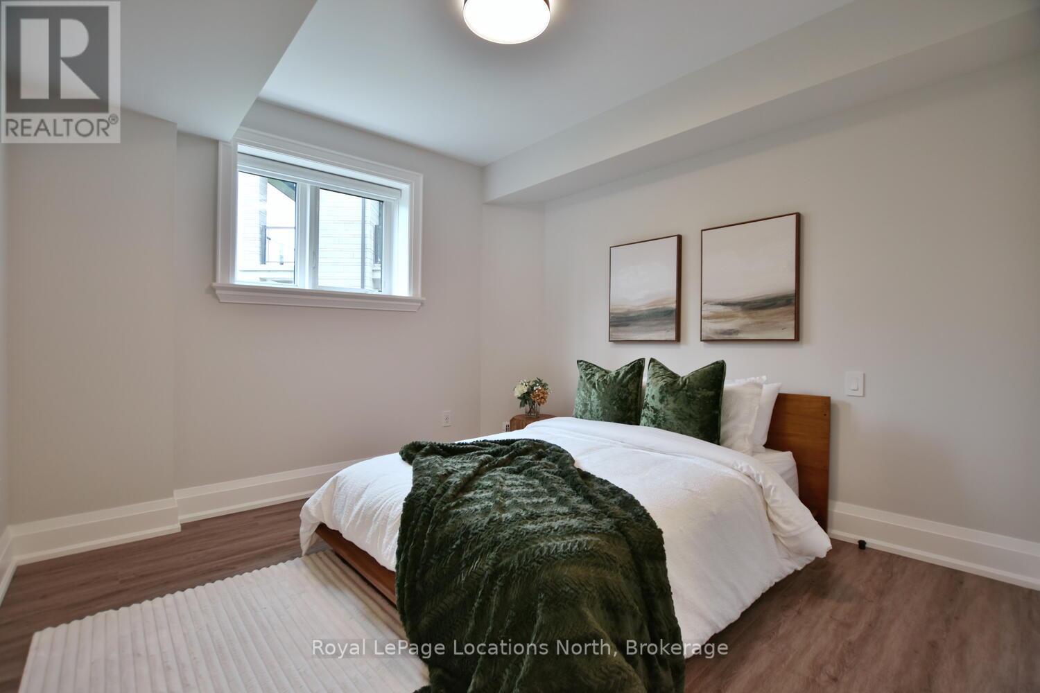 166 Springside Crescent, Blue Mountains, Ontario  L9Y 5L3 - Photo 34 - X12373299