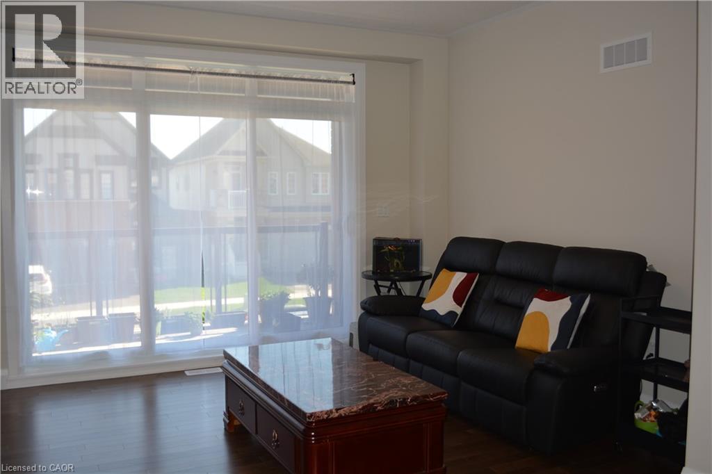 559 Balsam Poplar Street, Waterloo, Ontario  N2V 0H9 - Photo 9 - 40764960