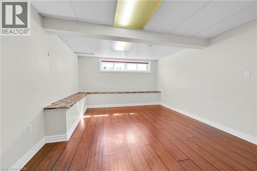 1008 Upper Wellington Street Unit# Lower Suite, Hamilton, Ontario  L9A 3S3 - Photo 19 - 40765026