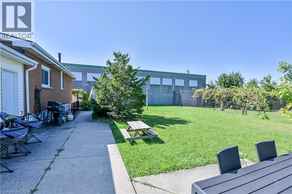1008 Upper Wellington Street Unit# Lower Suite, Hamilton, Ontario  L9A 3S3 - Photo 34 - 40765026