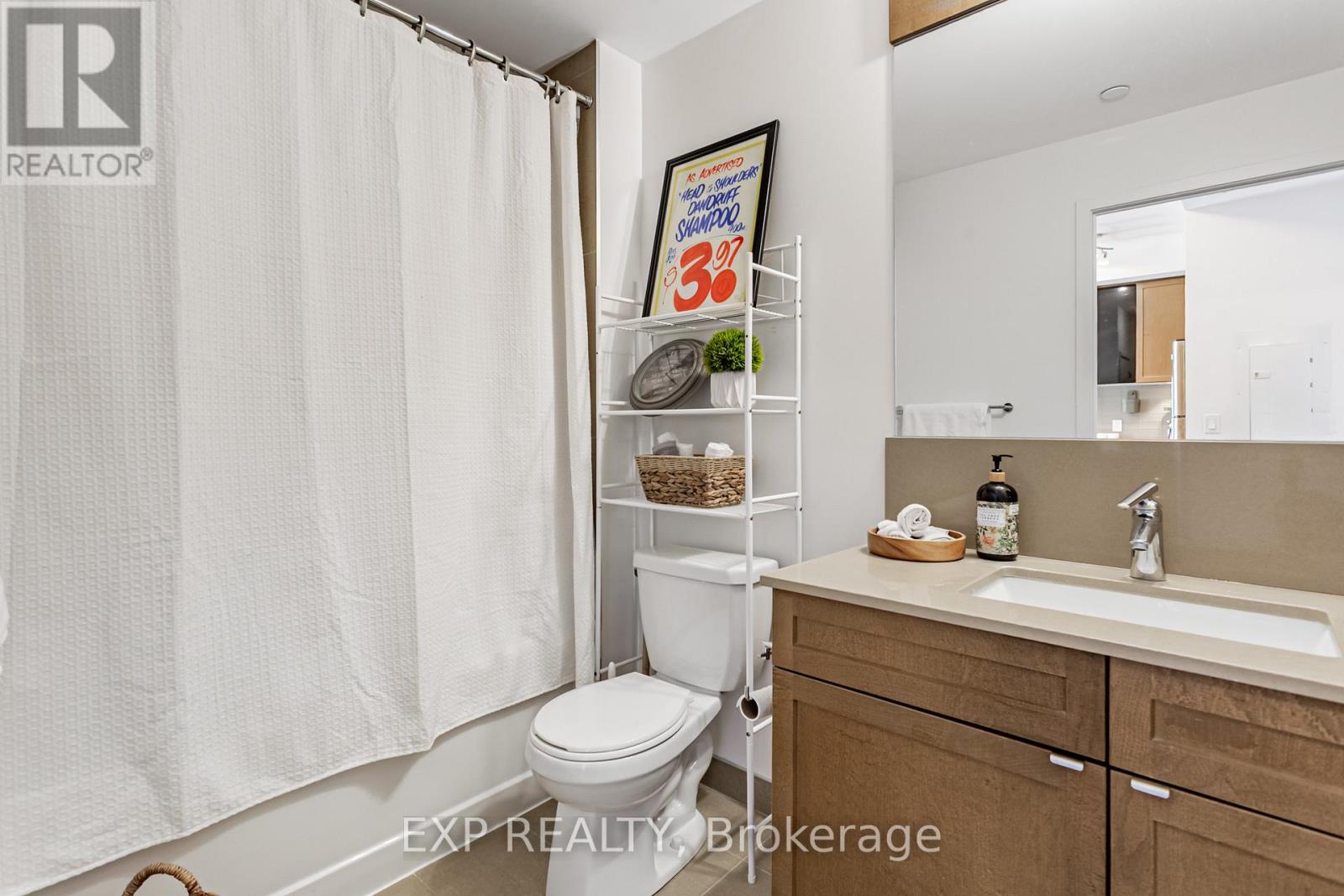 1018 - 98 Lillian Street, Toronto (Mount Pleasant West), Ontario  M4S 0A5 - Photo 15 - C12373266