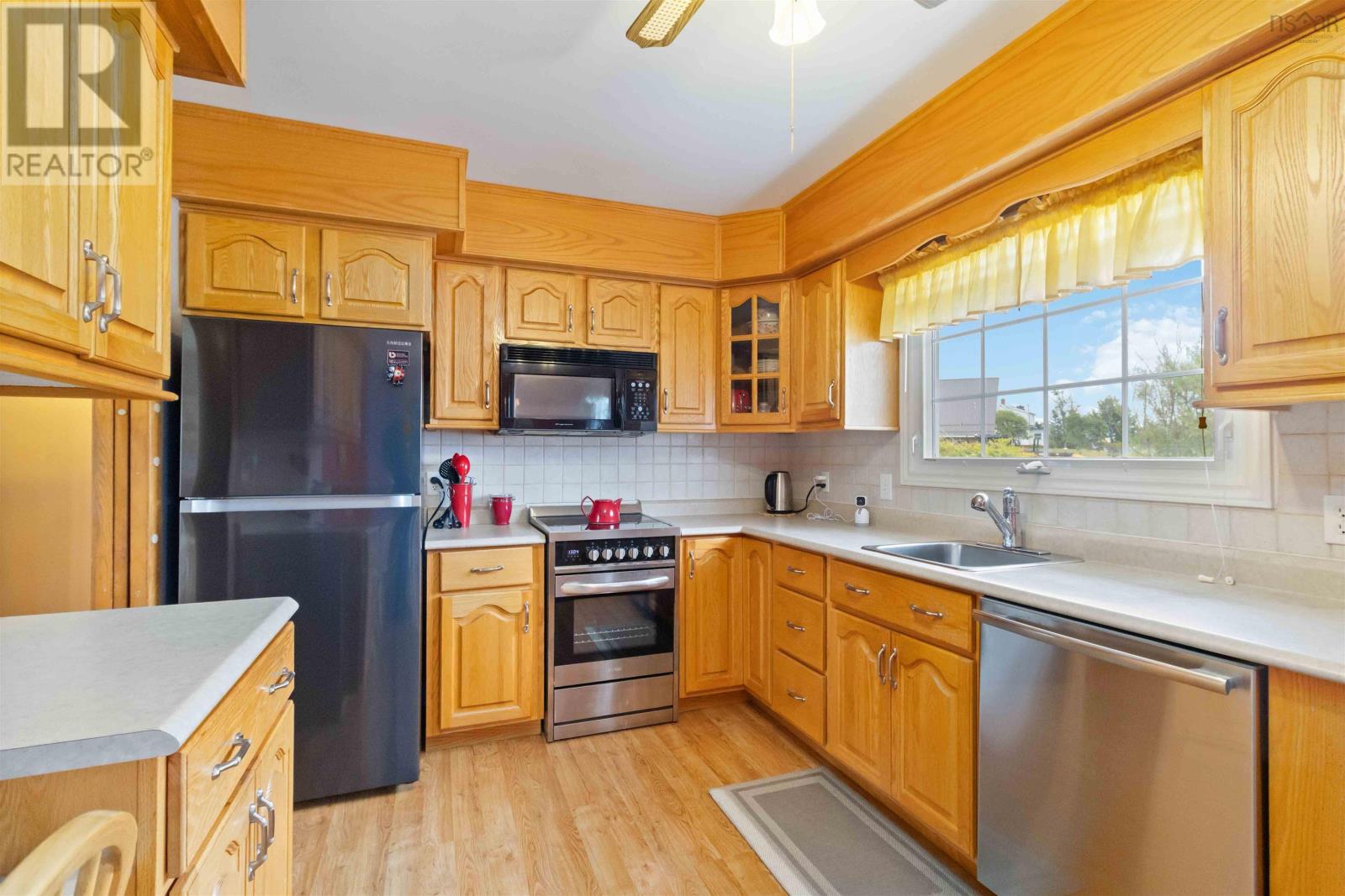 4 Aubrey Terrace, Eastern Passage, Nova Scotia  B3G 1C6 - Photo 13 - 202522064