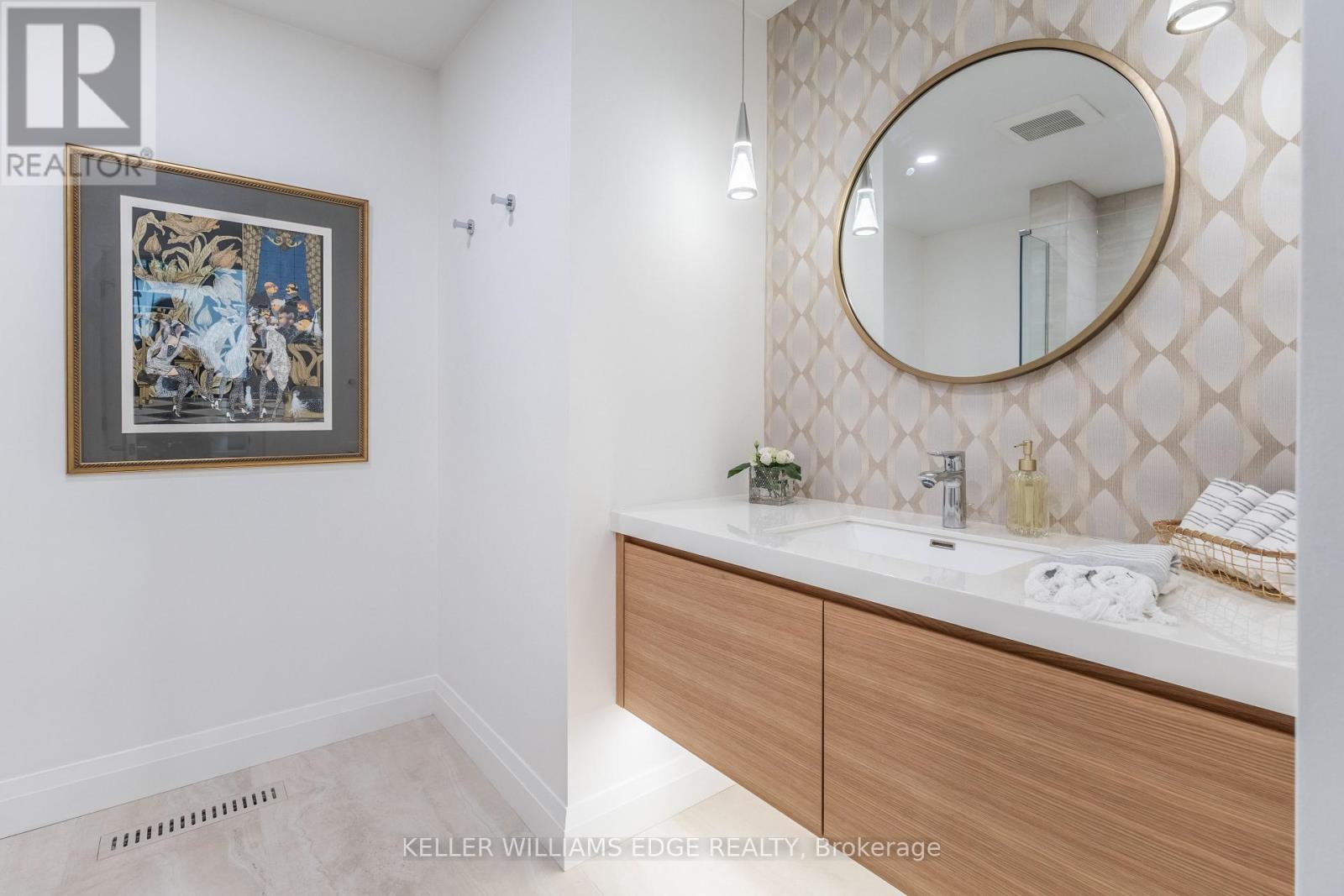 319 Goodram Drive, Burlington, Ontario  L7L 2J9 - Photo 22 - W12373273