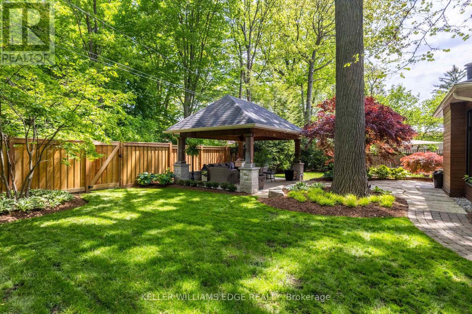 319 Goodram Drive, Burlington, Ontario  L7L 2J9 - Photo 38 - W12373273