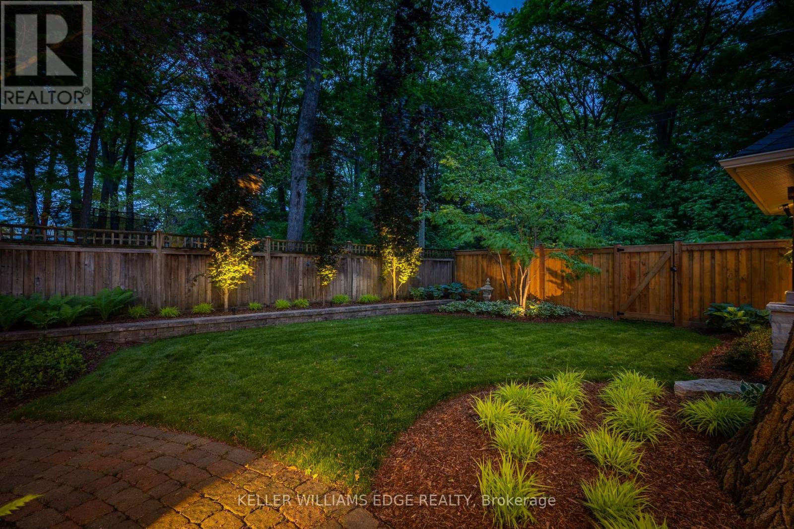 319 Goodram Drive, Burlington, Ontario  L7L 2J9 - Photo 39 - W12373273
