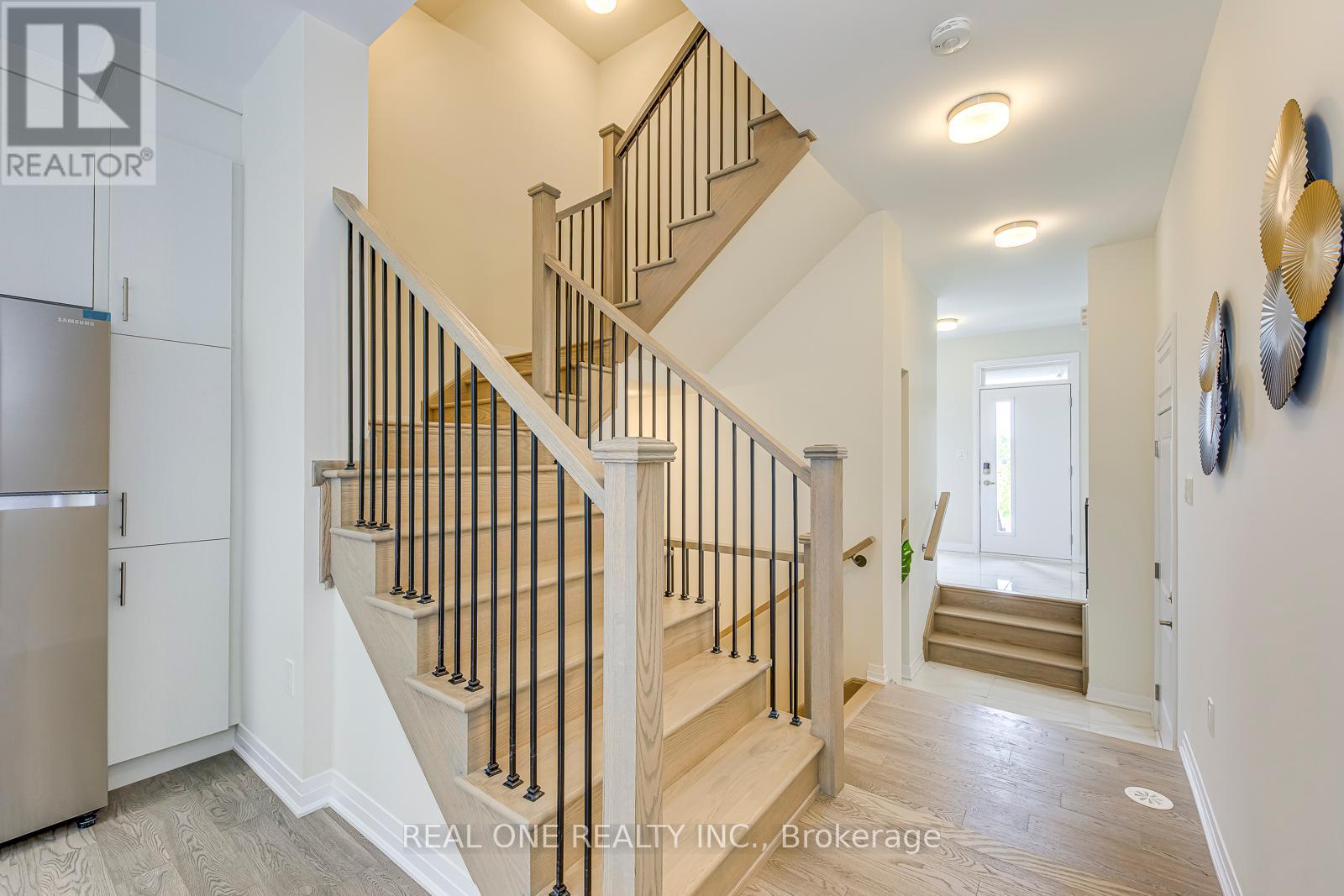 3497 Post Road, Oakville, Ontario  L6H 7W5 - Photo 20 - W12373304